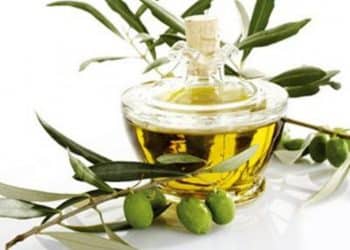 Maslinovo ulje za glatku kosu