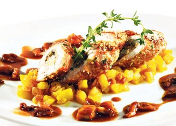 Telece rolnice na testenini