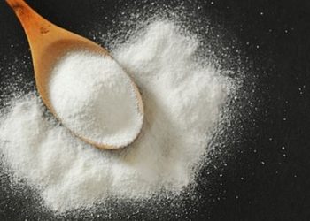 4 NAČINA NA KOJA VAS SODA BIKARBONA MOŽE PROLEPŠATI