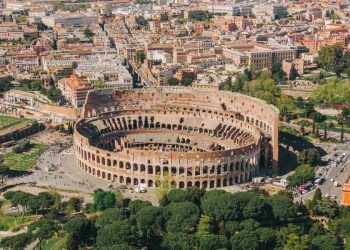 Rim Italija grad Koloseum