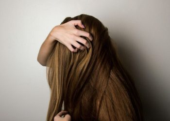 Vaške u kosi – kako ih prepoznati i rešiti ih se?