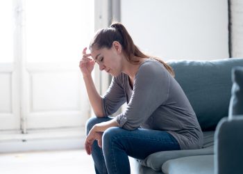 Kako napraviti razlike između napada anksioznosti i napada panike