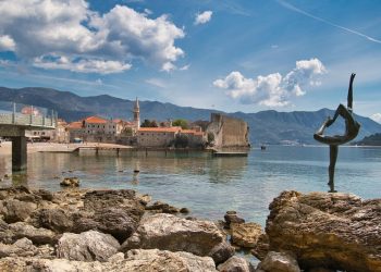 Budva – biser crnogorskog primorja koji svake godine privlači najviše turista
